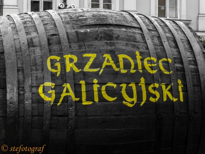 Souvenir de Krakow Grzaniec Galicyjski est un vin de dessert allemand enrichi d'une note aromatique d'épices. 