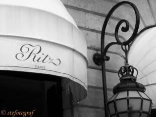 Une nuit à l'hôtel Ritz, Paris, France